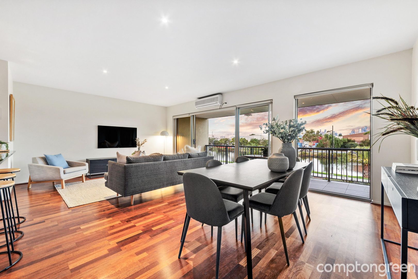 20/1 Saltriver Place, Footscray VIC 3011, Image 2