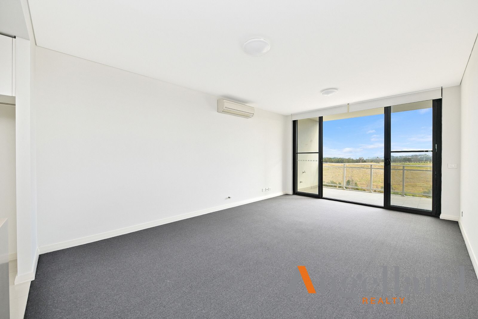 805/27 Hill Road, Wentworth Point NSW 2127, Image 1