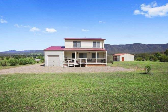 Picture of 22 Salvia Lane, ARALUEN NSW 2622