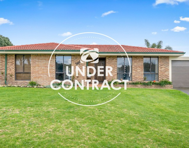 93 Le Grande Avenue, Orana WA 6330