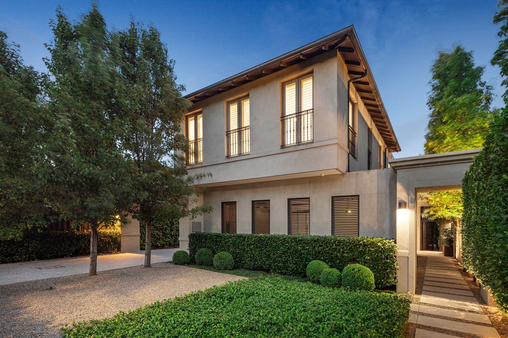 5 bedrooms House in 71 Fourth Street BEAUMARIS VIC, 3193