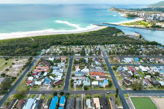 Picture of 1/56 Wharf Street, TUNCURRY NSW 2428