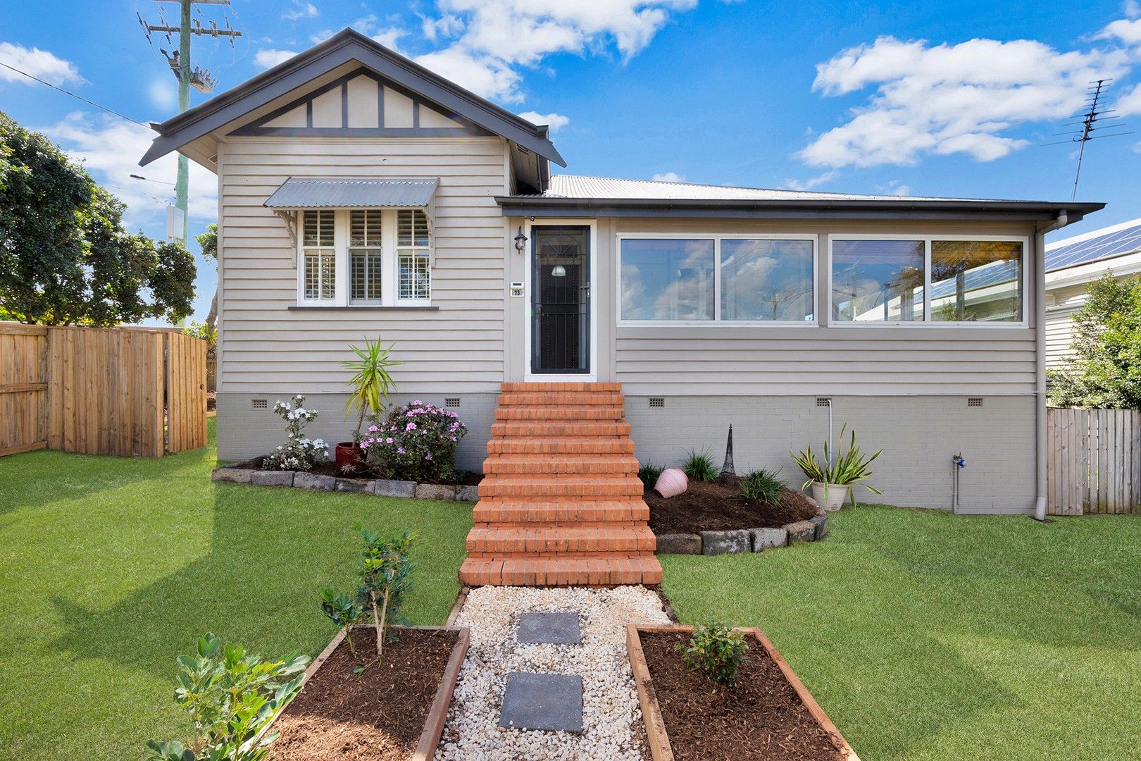 3 bedrooms House in 3 Bayview Terrace WAVELL HEIGHTS QLD, 4012
