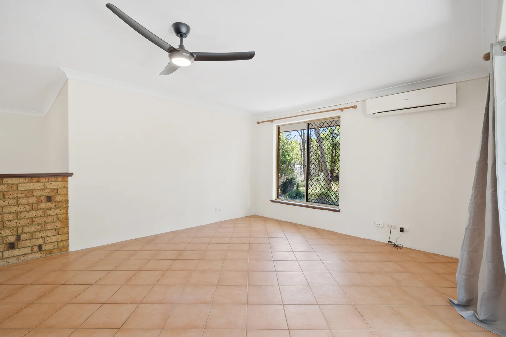 Additional image 7 of 8 Hall Road, Roleystone WA 6111