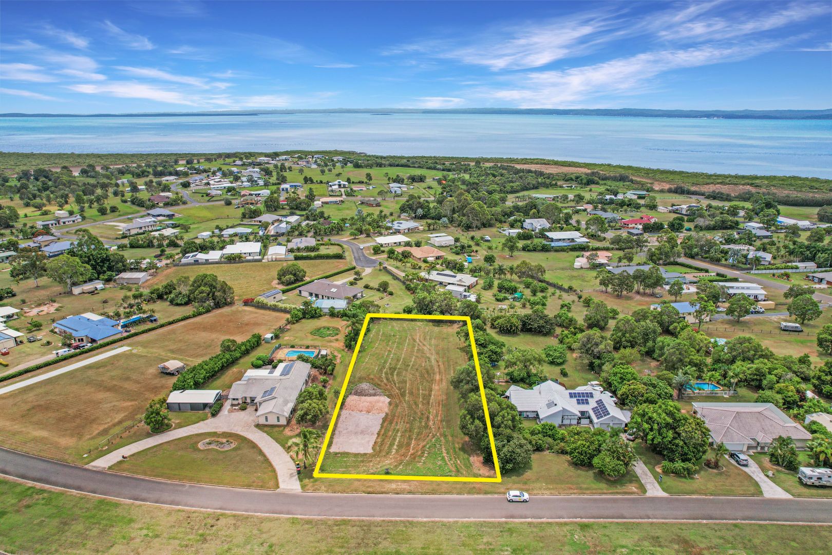 41 Cove Boulevard, River Heads QLD 4655 Domain