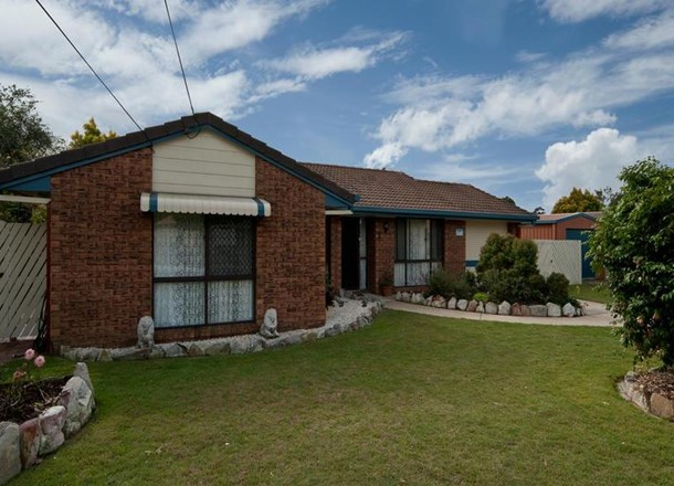 4 Sheppey Place, Yamanto QLD 4305