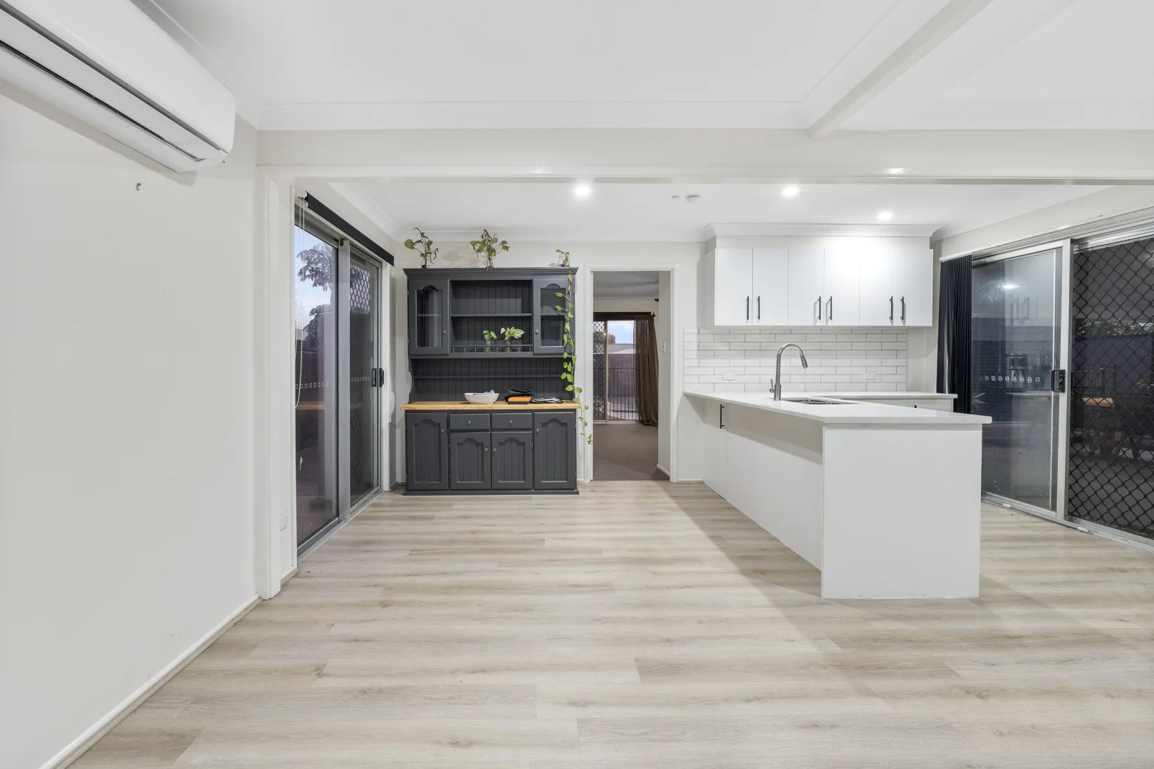 Additional image 7 of 3 Crestview Street, Loganlea QLD 4131