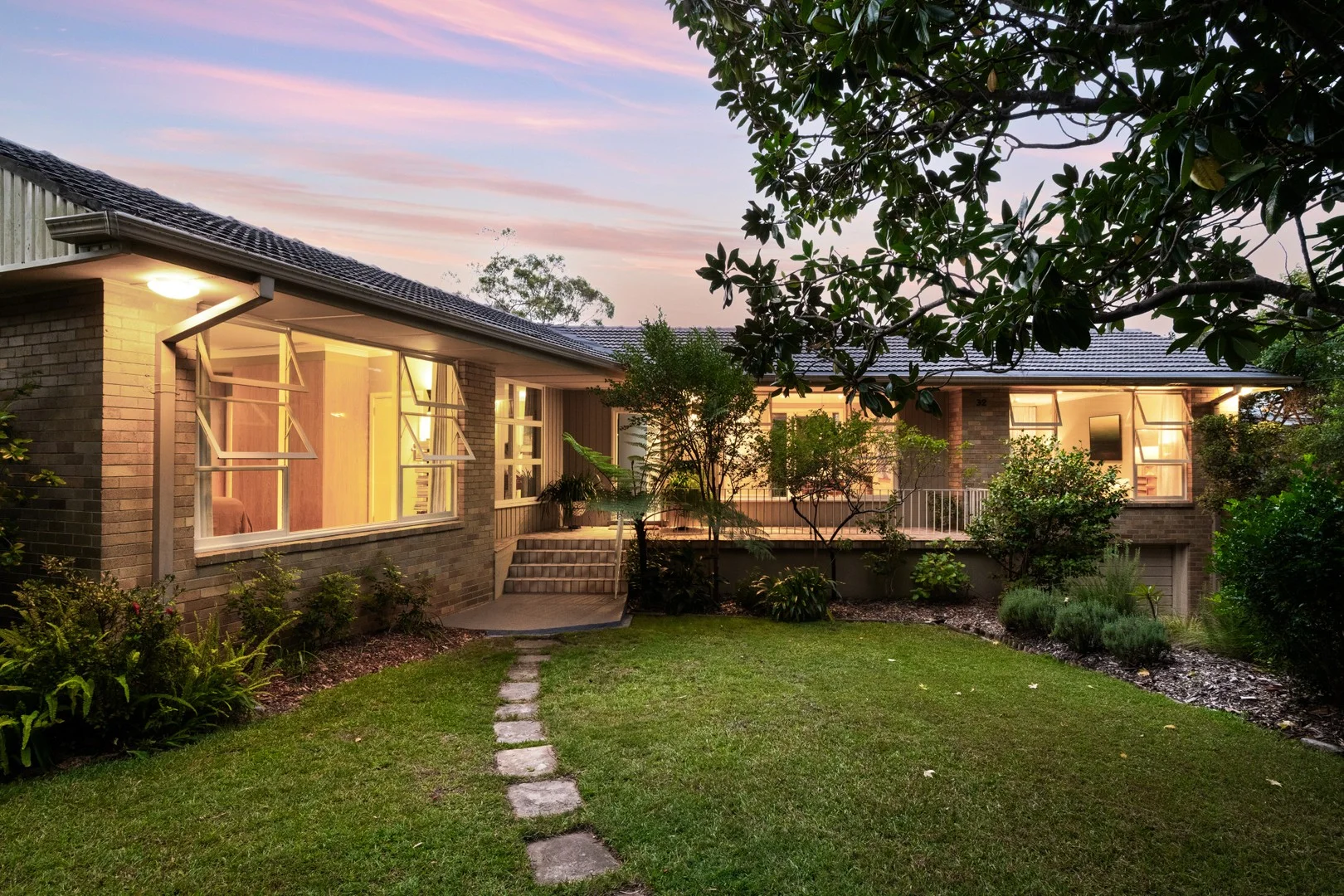 32 Eastern Arterial Road, St Ives NSW 2075