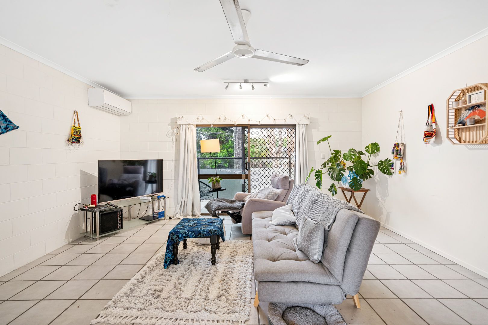 9/22-24 Palm Street, Holloways Beach QLD 4878, Image 2