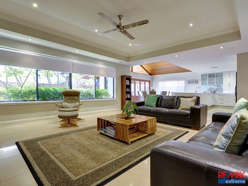 12 Balikpapan Avenue, Dianella WA 6059, Image 2