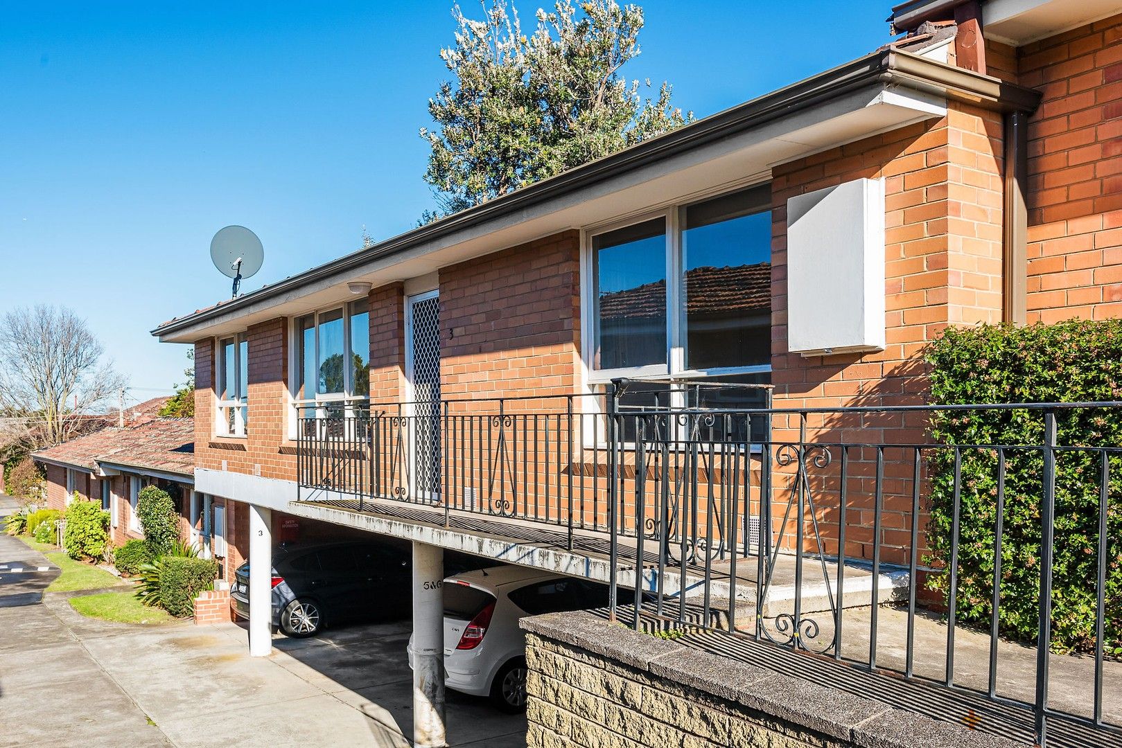 2 bedrooms Apartment / Unit / Flat in 3/11 Florence Street MENTONE VIC, 3194