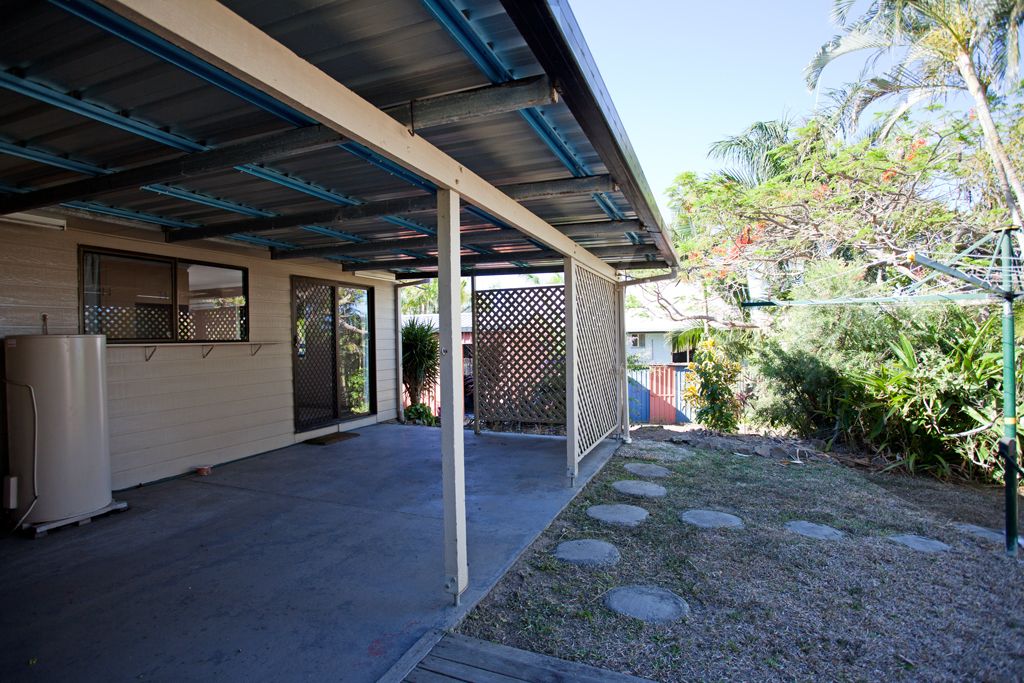 2 McCrossin Court, Eimeo QLD 4740, Image 2