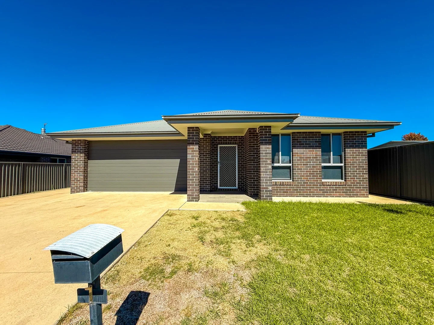 1 Grand Meadows Drive, Tamworth NSW 2340