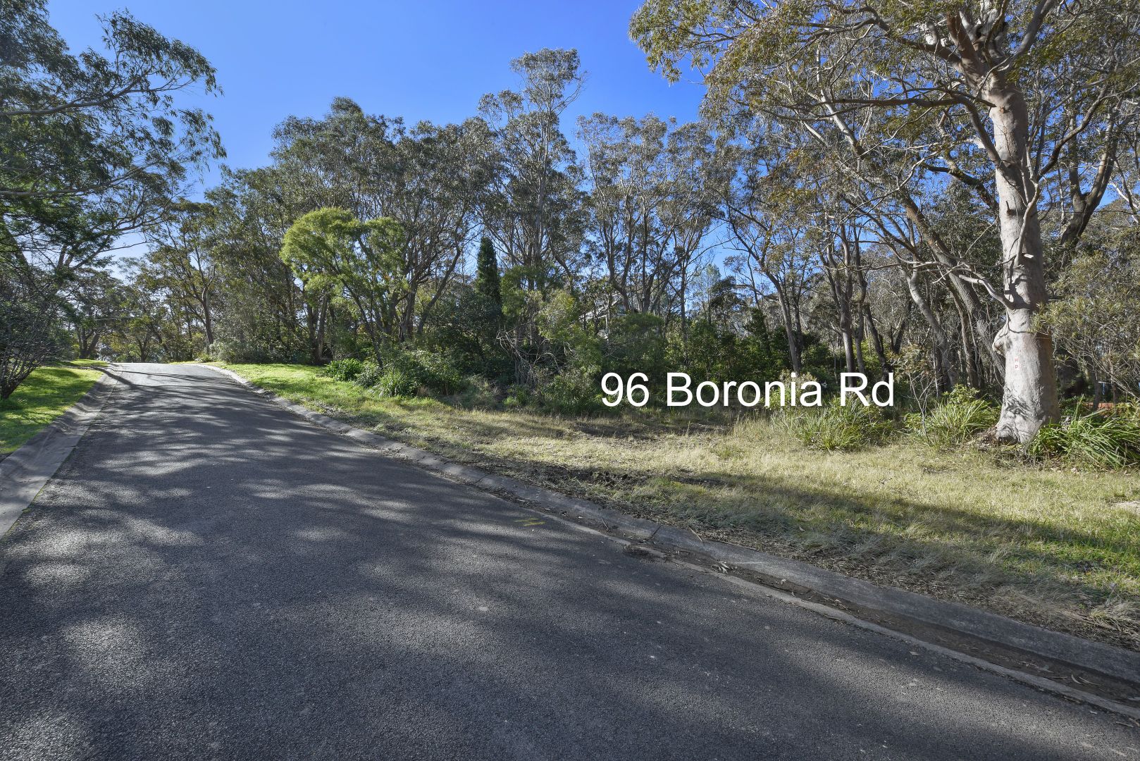 96 Boronia Road, Bullaburra NSW 2784, Image 2
