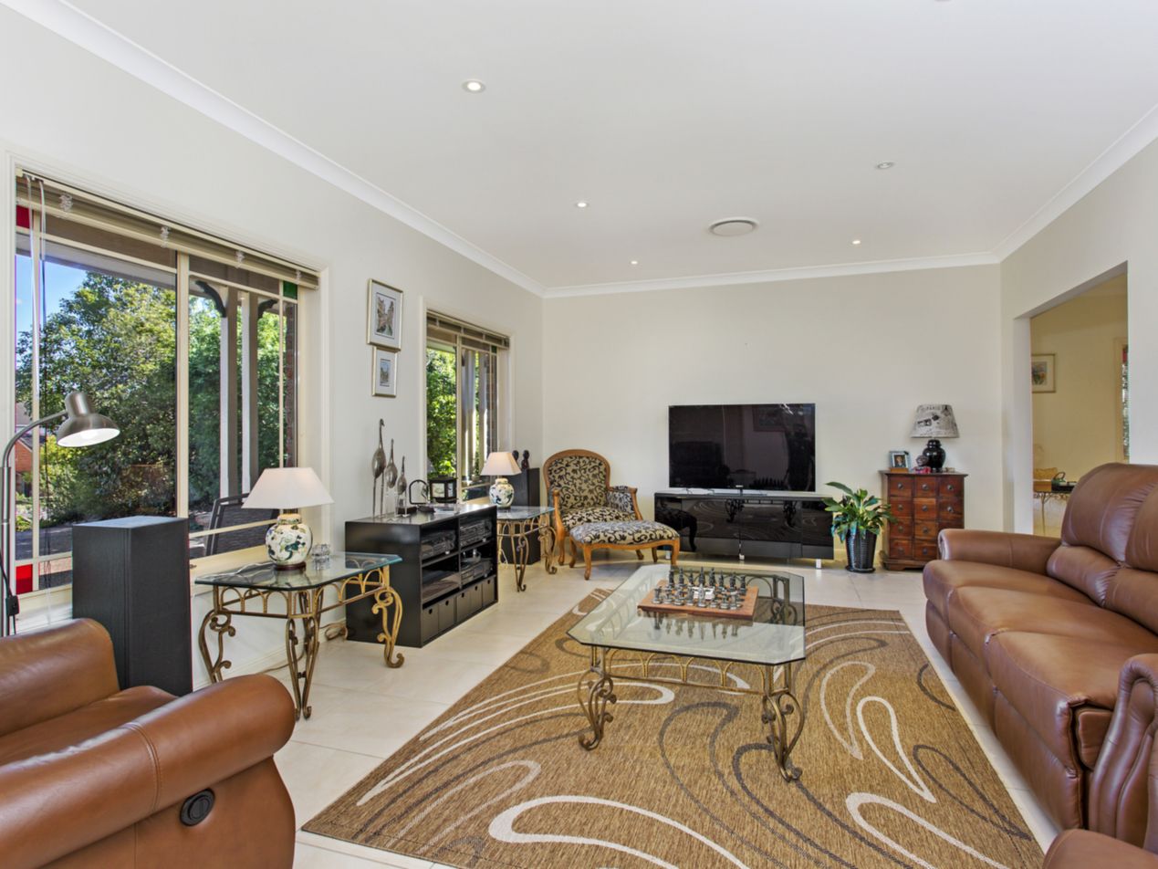 3 Heritage Court, Dural NSW 2158, Image 2