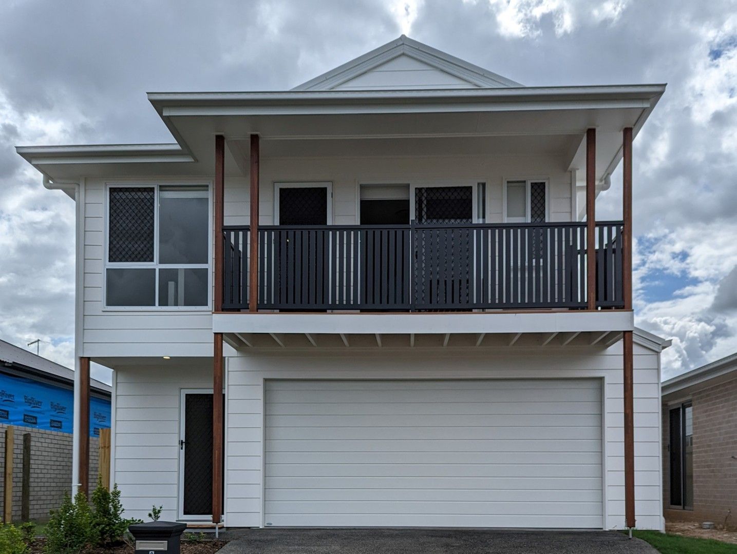 4 bedrooms House in  YARRABILBA QLD, 4207