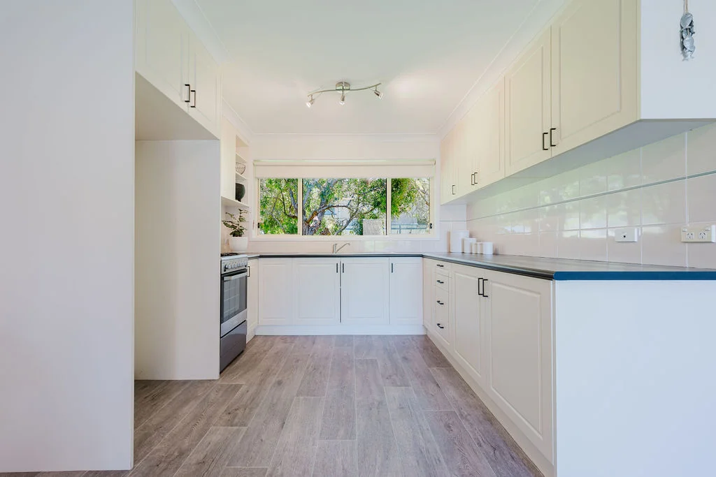 Additional image 9 of 6A Woodglen Crescent, Mollymook Beach NSW 2539