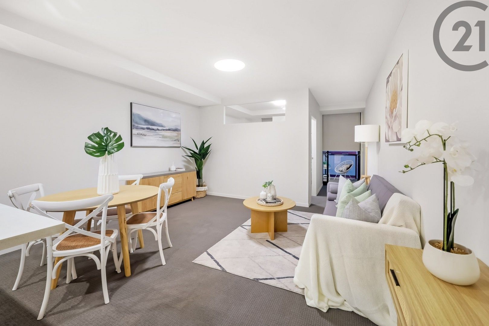 2 bedrooms Apartment / Unit / Flat in 604/2 Barratt Street HURSTVILLE NSW, 2220