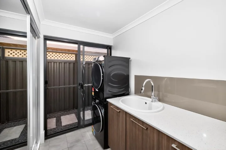 Additional image 27 of 1 Raphoe Loop, Bullsbrook WA 6084