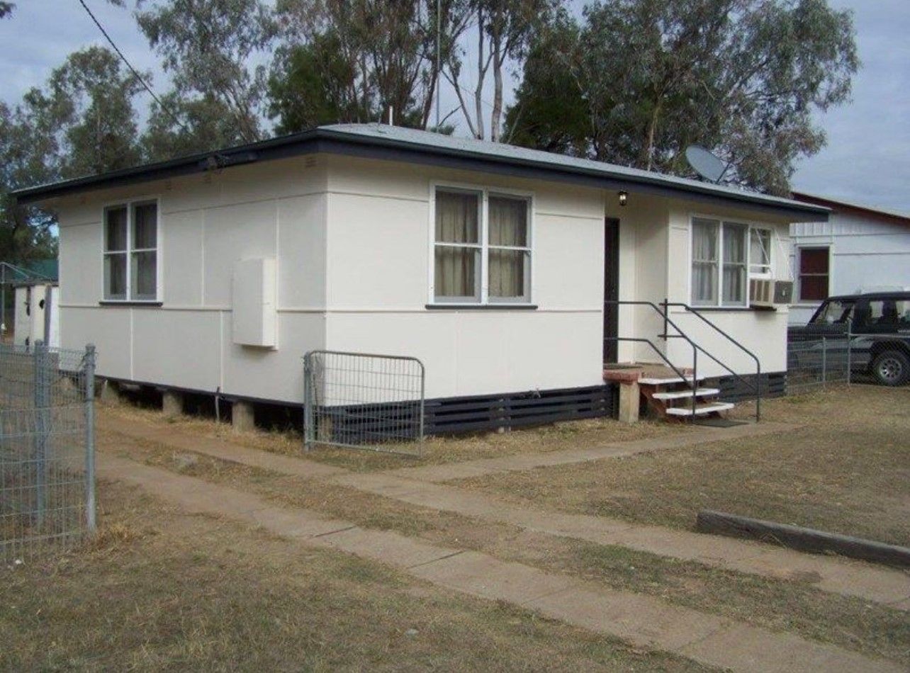 82 WALKER STREET, Mungindi NSW 2406 Domain