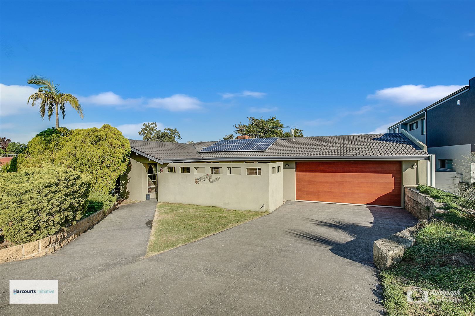 4 bedrooms House in 7 Rowe Place NORANDA WA, 6062