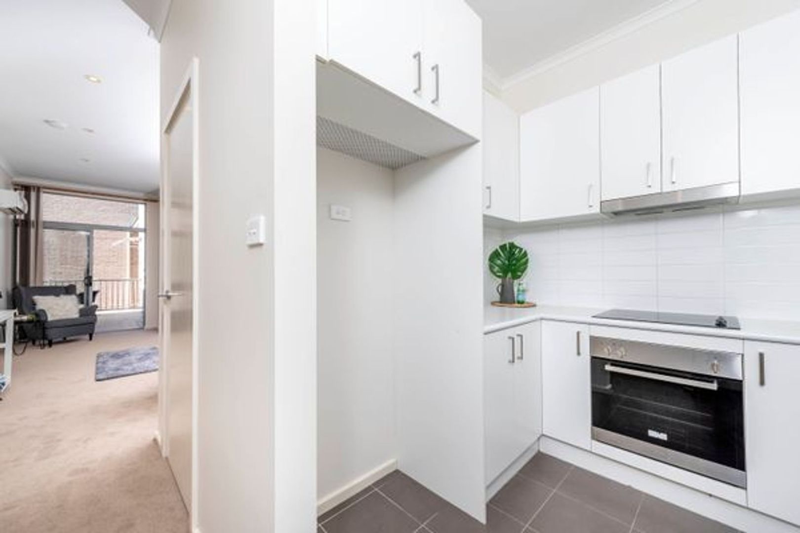 7/1 Wanliss Street, Latham ACT 2615, Image 2