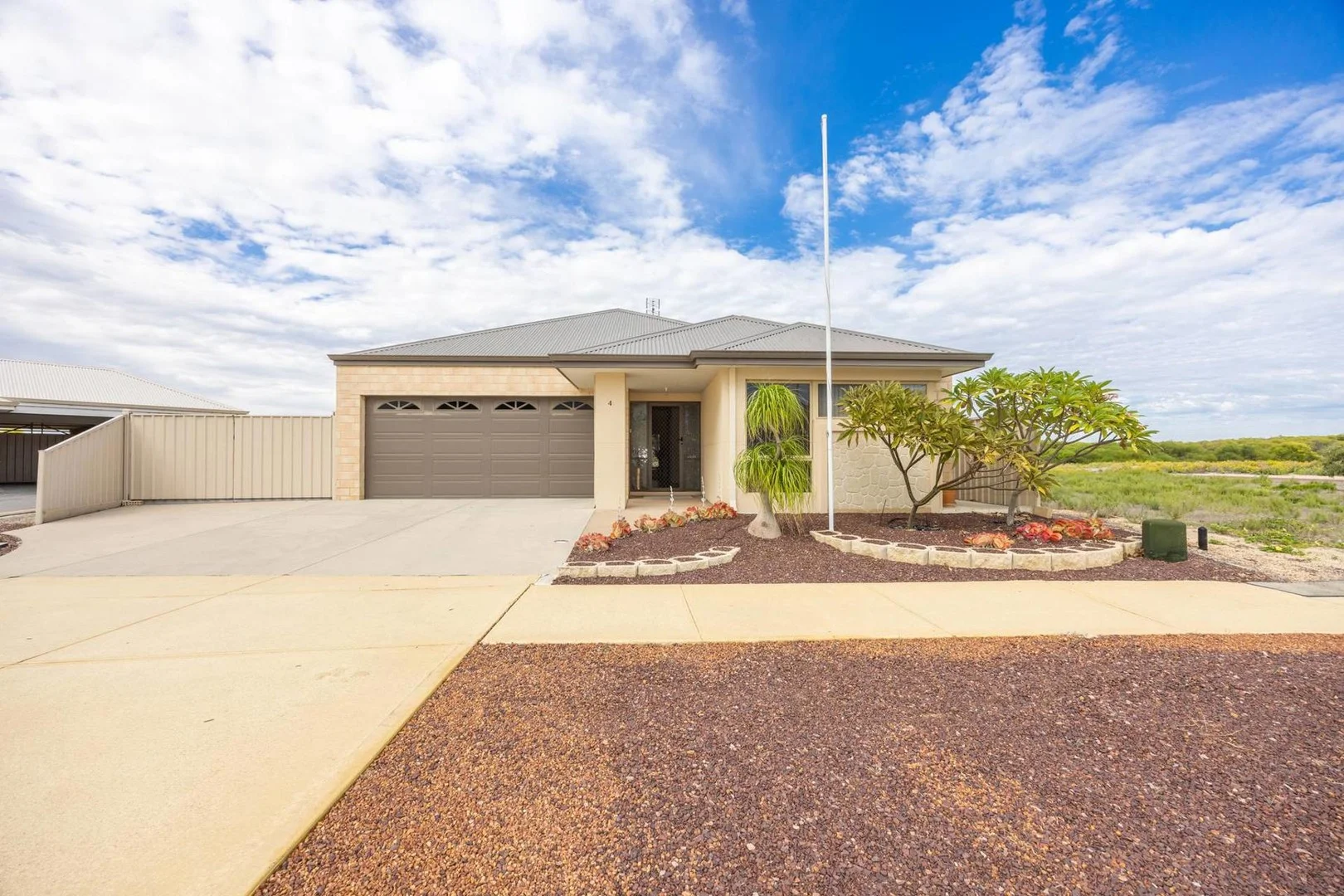 4 Newport Drive, Jurien Bay WA 6516