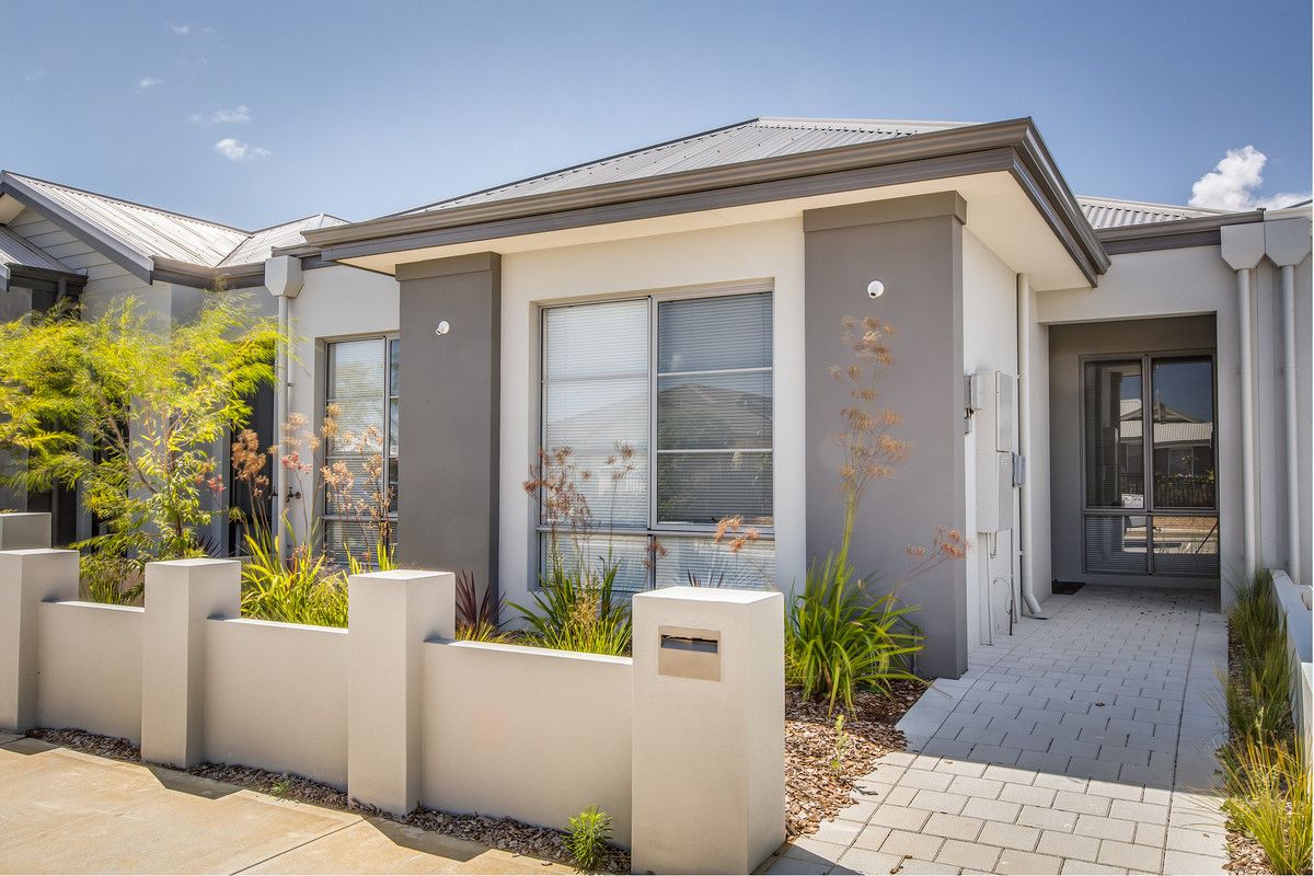 3 bedrooms House in 23 Tredegar Street BUTLER WA, 6036