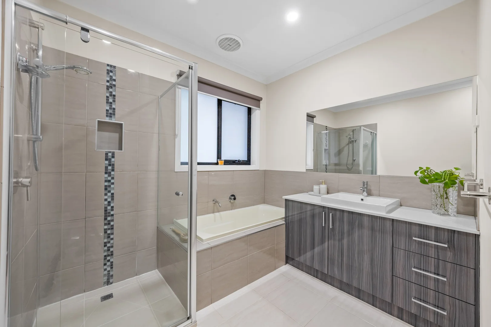 Additional image 9 of 50 Eynesbury View, Wollert VIC 3750