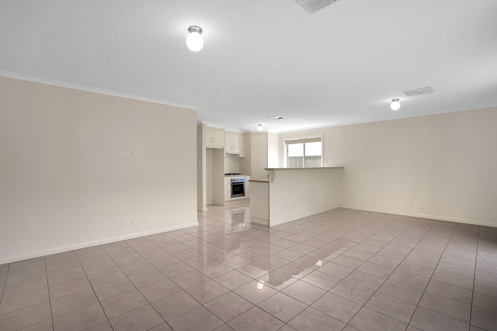 22 Wirunda Court, Ingle Farm SA 5098, Image 2