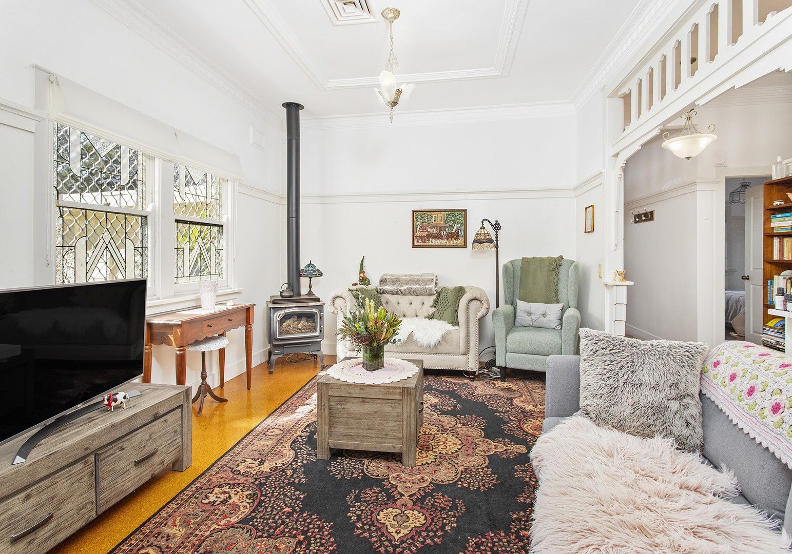 4 bedrooms House in 16 Redman Avenue THIRROUL NSW, 2515