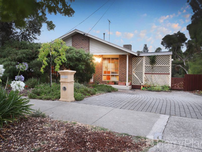 190 Erinbank Crescent, Attwood VIC 3049