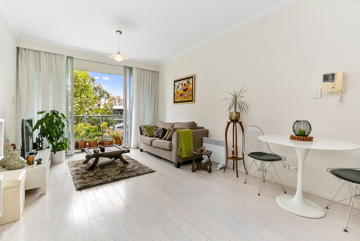 1 bedrooms Apartment / Unit / Flat in 59/788 Bourke Street WATERLOO NSW, 2017