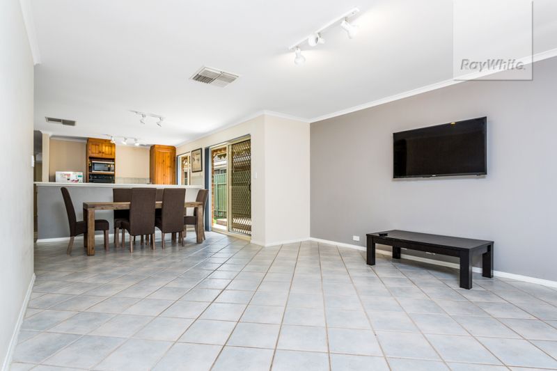 2 Chesterfield Walk, Hillbank SA 5112, Image 2