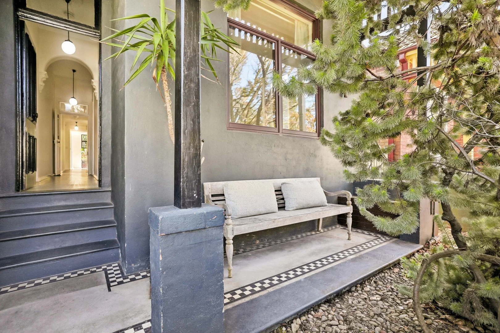 Primary image of 18 Tamarama Street, Tamarama NSW 2026