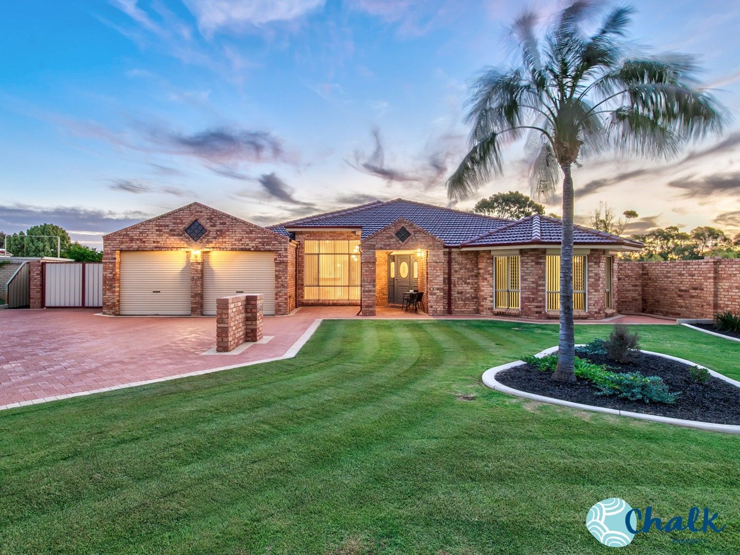 5 bedrooms House in 15 Swallow Grove WAIKIKI WA, 6169