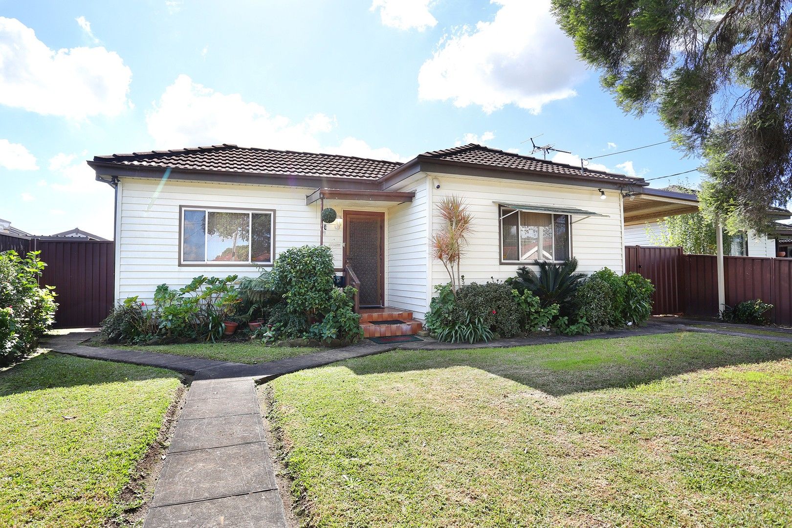 35 Veron Street, Fairfield East NSW 2165, Image 0