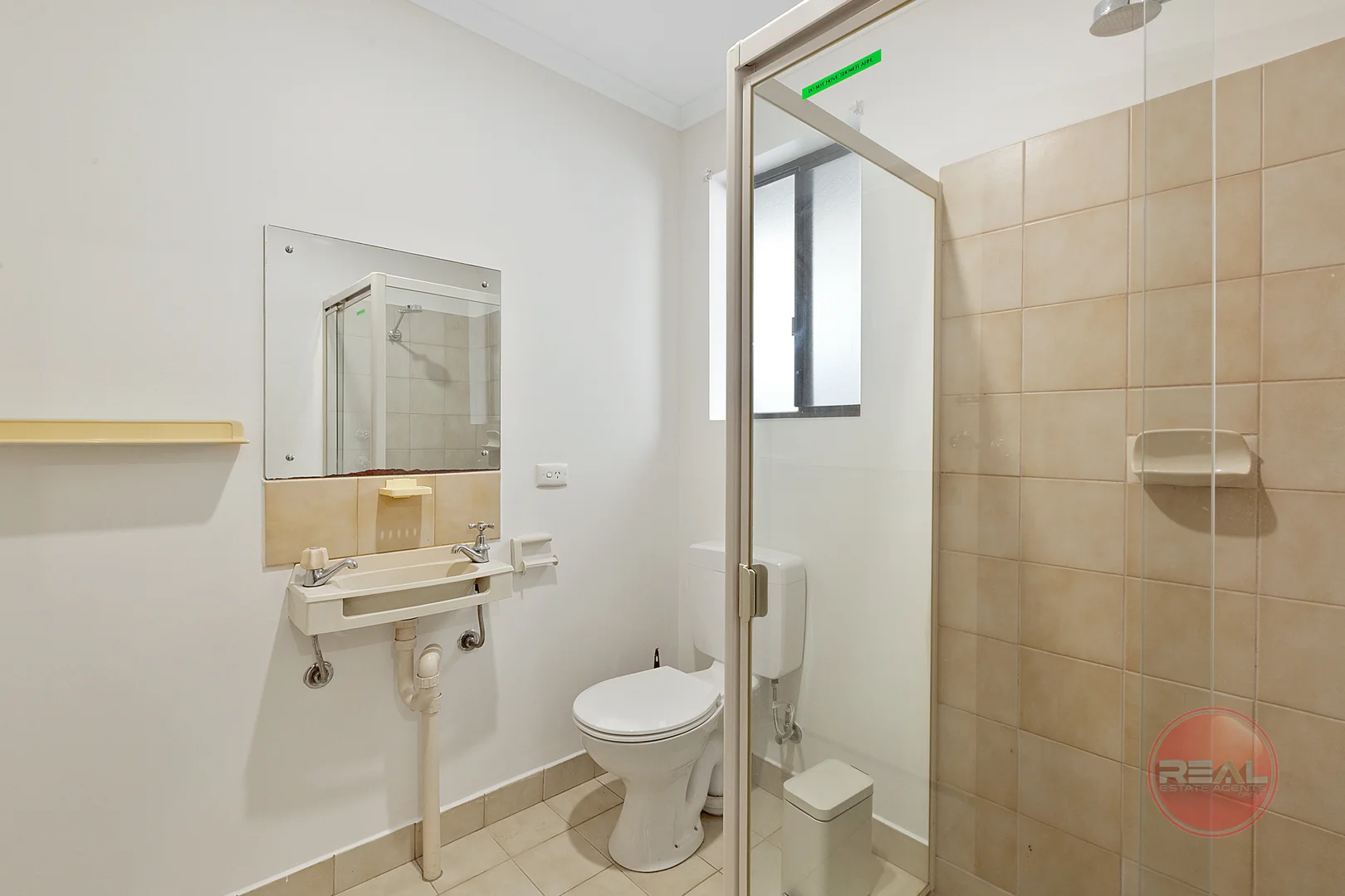 Additional image 15 of Room at 32 Carlisle Street, Camden Park SA 5038