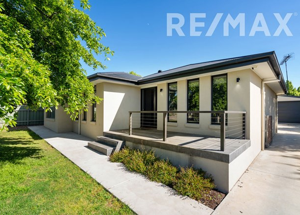 27 Red Hill Road, Kooringal NSW 2650