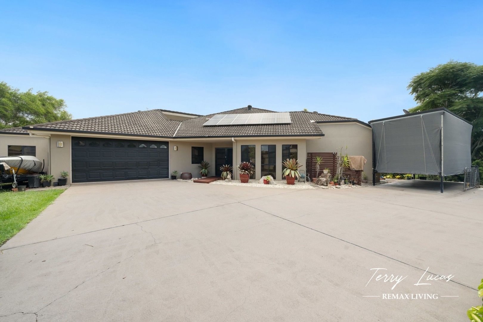 5 bedrooms Acreage / Semi-Rural in 25 Mainsail Drive CABOOLTURE SOUTH QLD, 4510