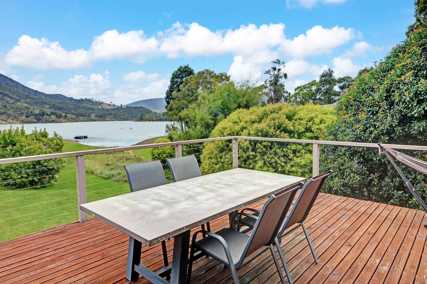 32 Lake Drive, Howqua Inlet VIC 3723, Image 2