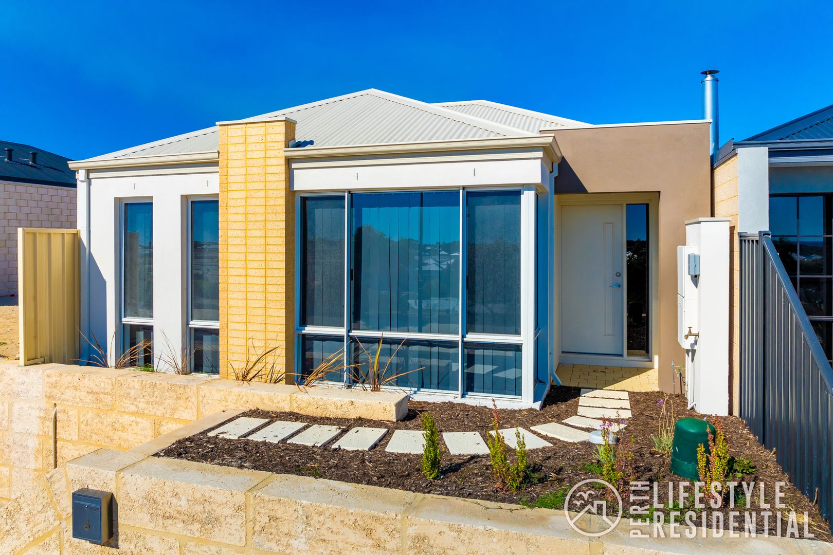 6 Rivermouth Approach, Two Rocks WA 6037, Image 2