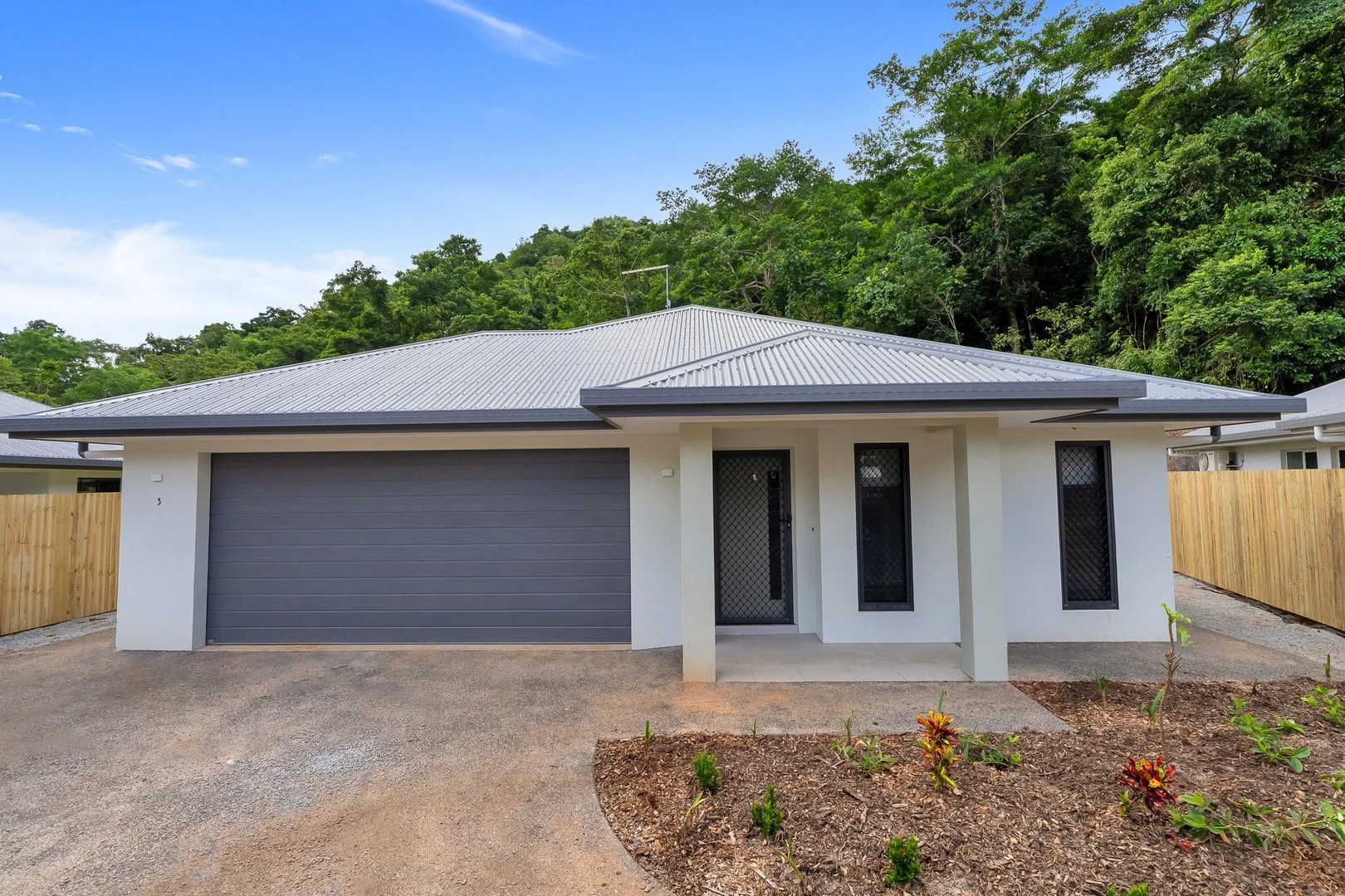 3/4 Xavier Herbert Drive Drive, Redlynch QLD 4870