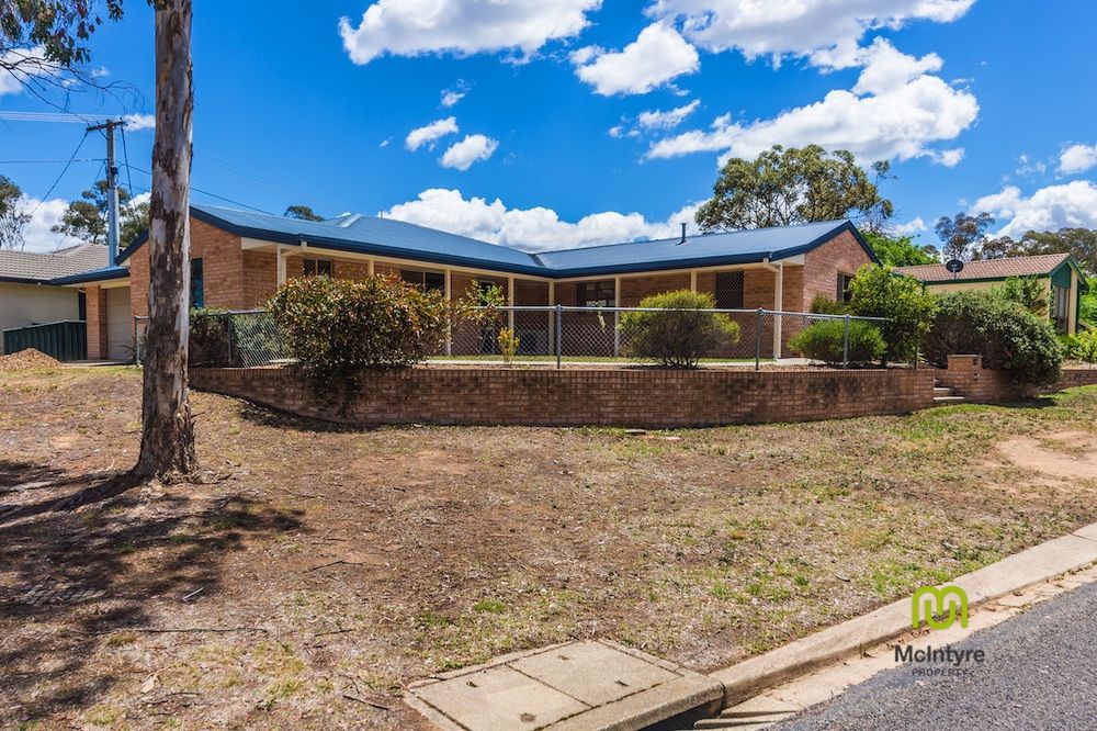 1 Arnold Place, Kambah ACT 2902, Image 0