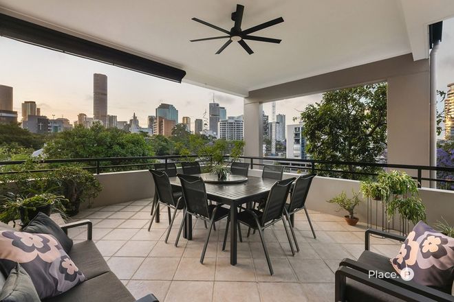14/39 Cairns Street Kangaroo Point 4169 - Image 6