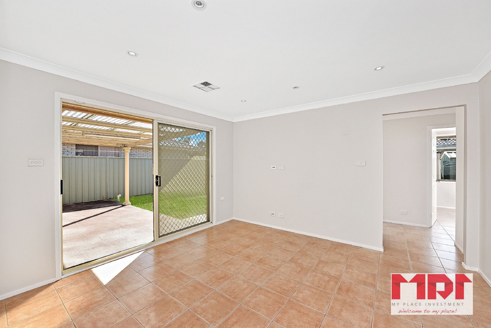 3 Merriwa Ave, Hoxton Park NSW 2171, Image 2