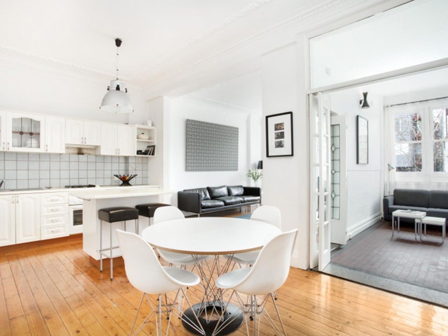 2 bedrooms Apartment / Unit / Flat in 8/11 Springfield Avenue POTTS POINT NSW, 2011