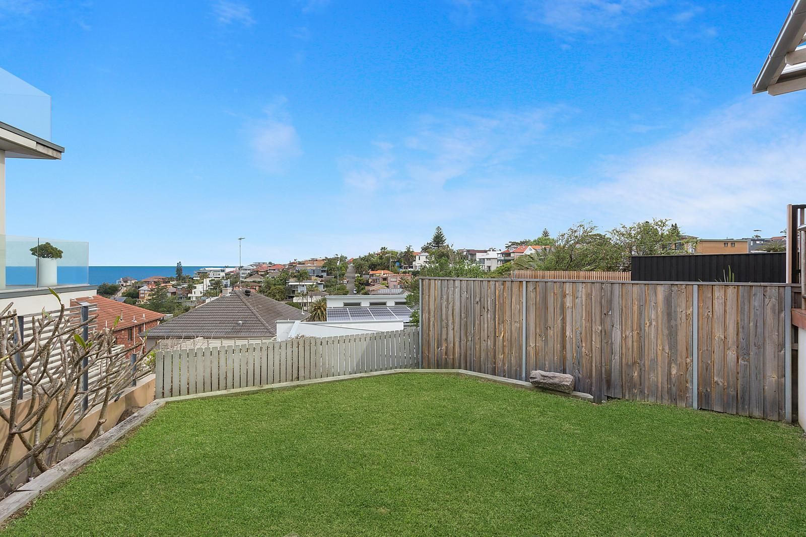 8 Illawong Avenue, Tamarama NSW 2026, Image 1