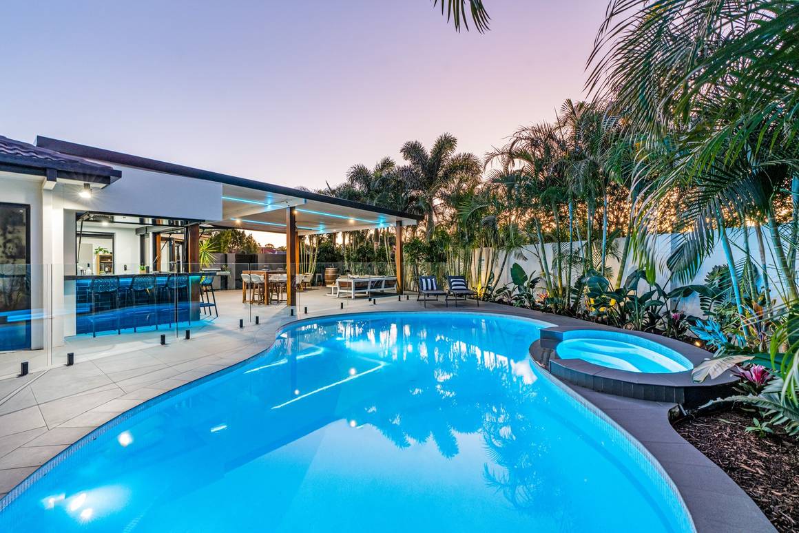 Picture of 132 Dunlin Drive, BURLEIGH WATERS QLD 4220