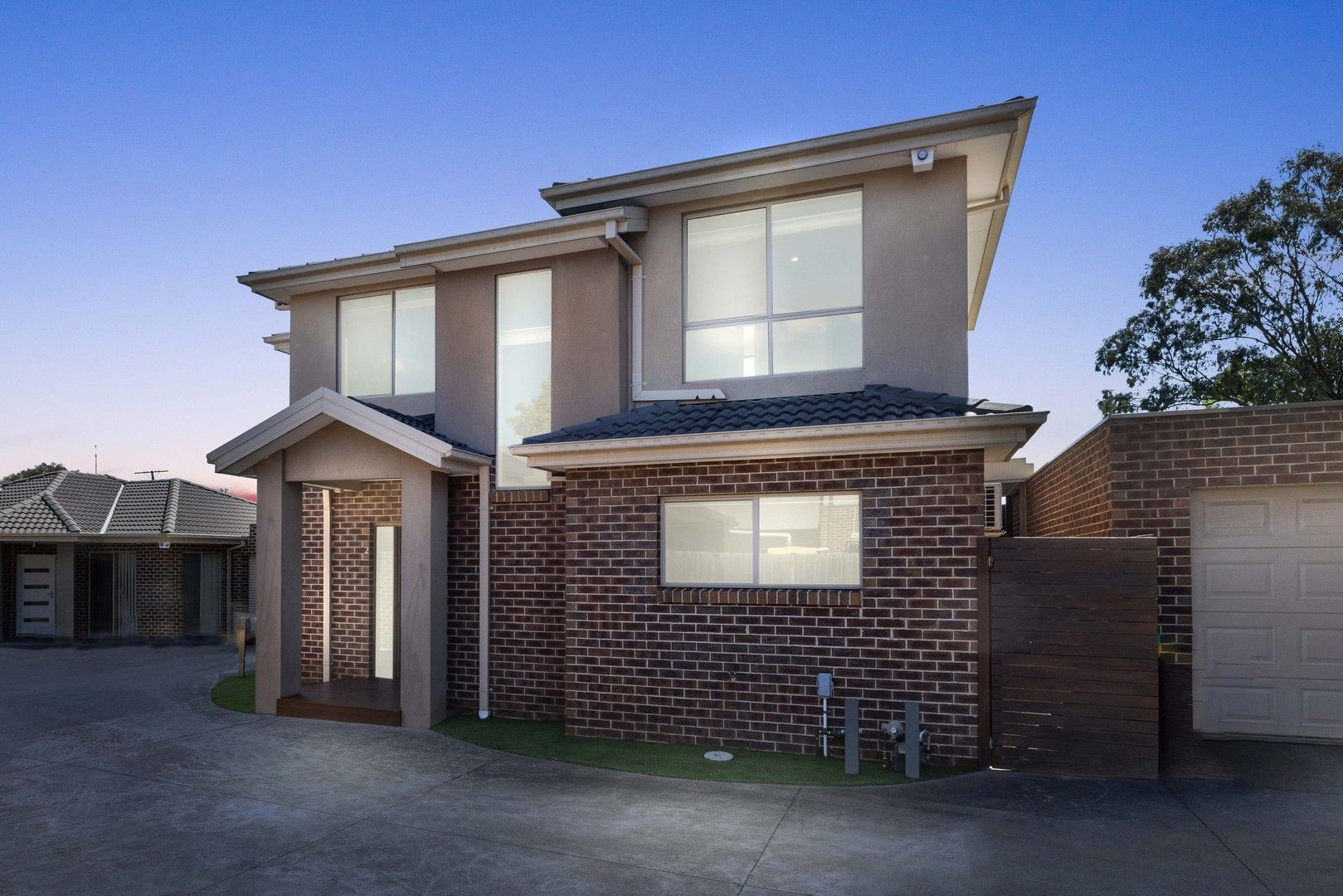 3 bedrooms Townhouse in 2/45 Finchley Avenue GLENROY VIC, 3046